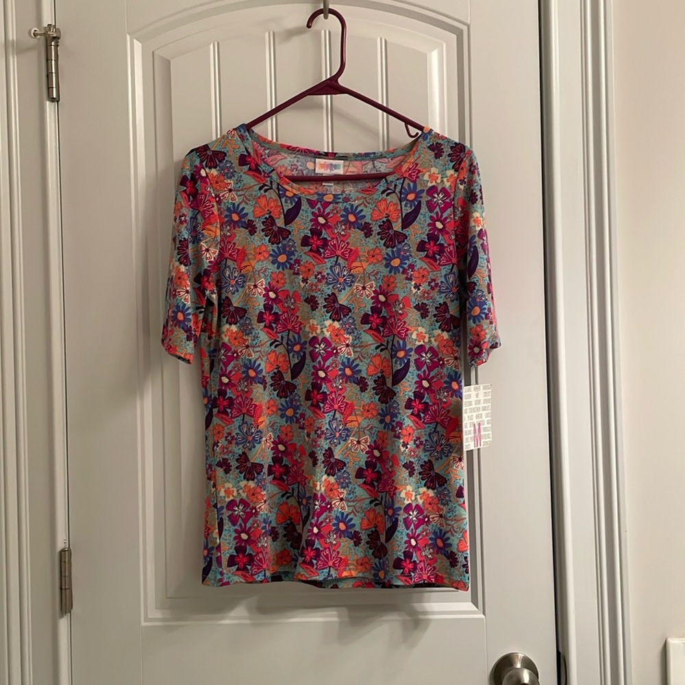 LuLaRoe “Gigi” Colorful Floral Top
